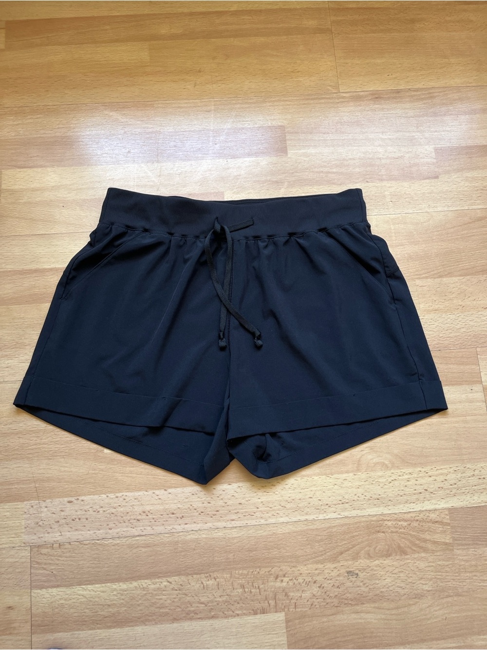Z by Zelle Women's Black Athletic Drawstring Shorts Medium